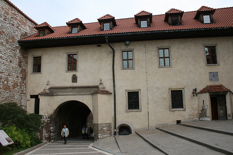 a 113